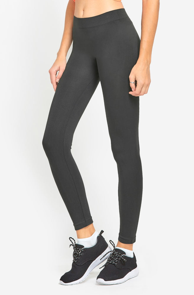 ZIPPOX Women Solid Slim Fit Nylon Capri Leggings (Black,White)Pack of 2